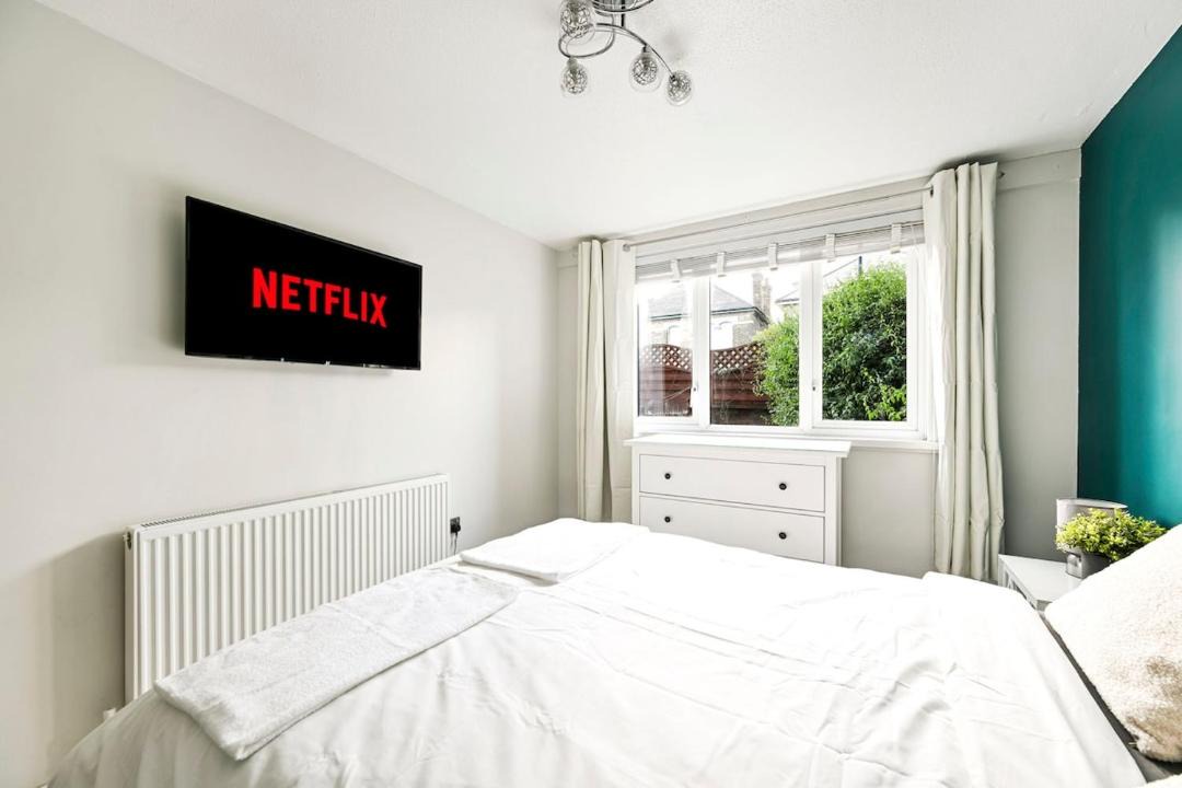 Photo of Bedroom in Bensham Manor