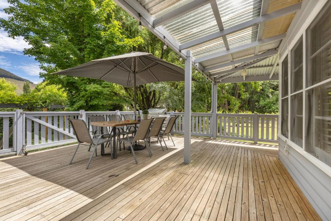 Photo of Patio Balcony in Wandiligong