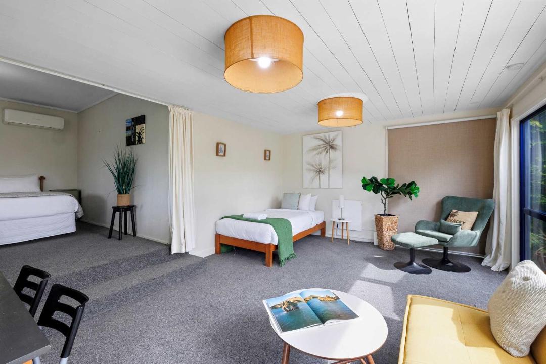 Photo of Others in Oakura