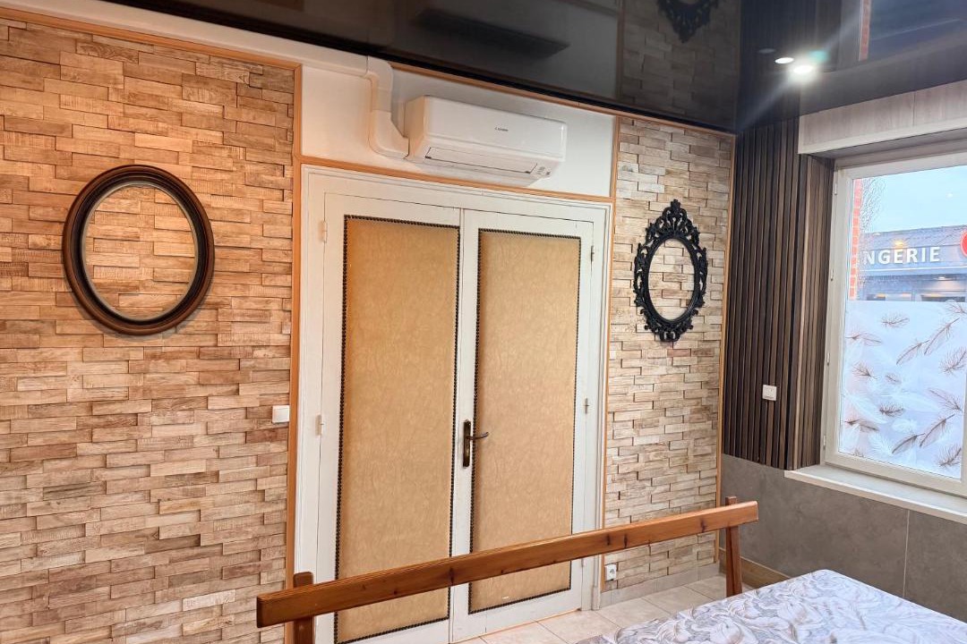 Photo of Others in Marconne