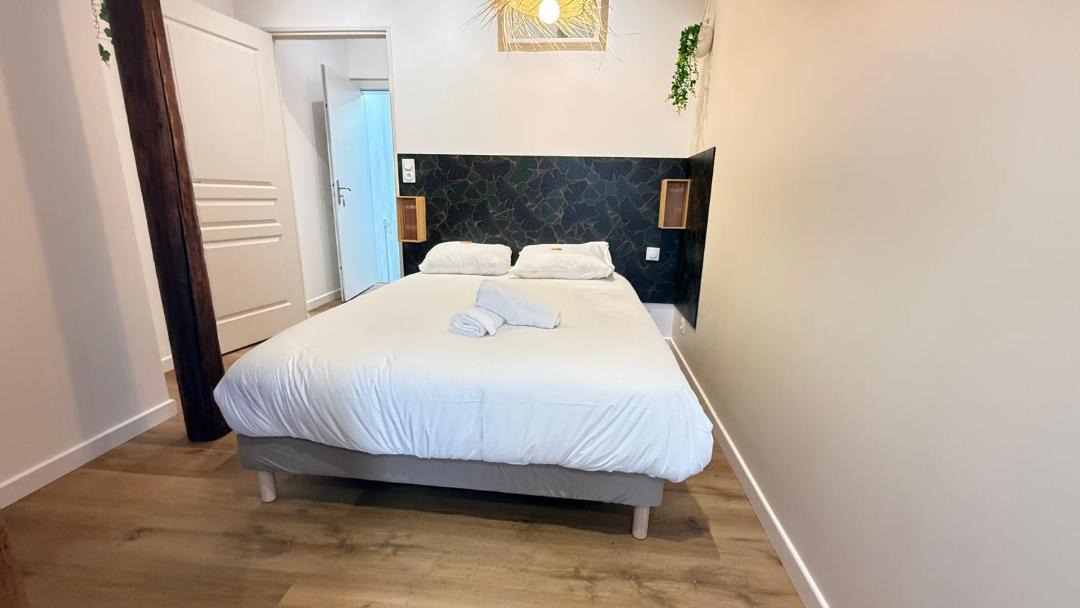 Photo of Others in Les Iles