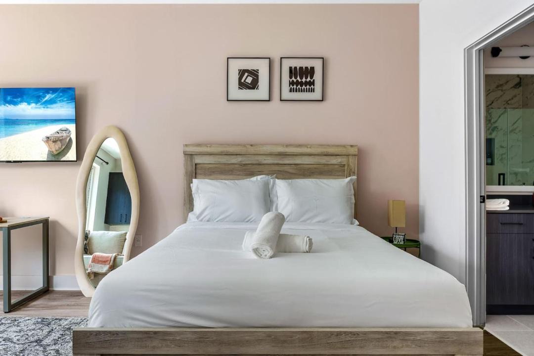 Photo of Bedroom in Channel District