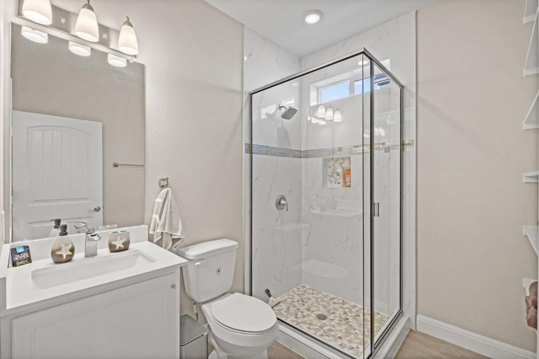 Photo of Bathroom in Montopolis