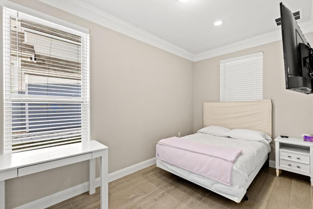 Photo of Bedroom in Montopolis