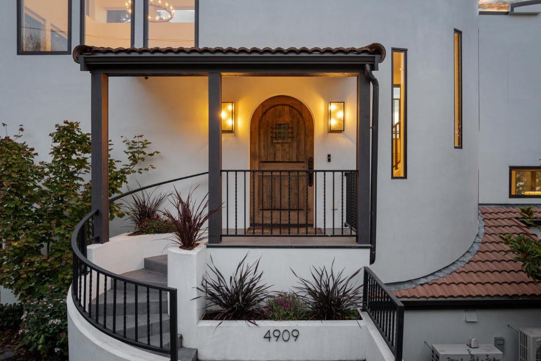 Photo of Others in Gatewood