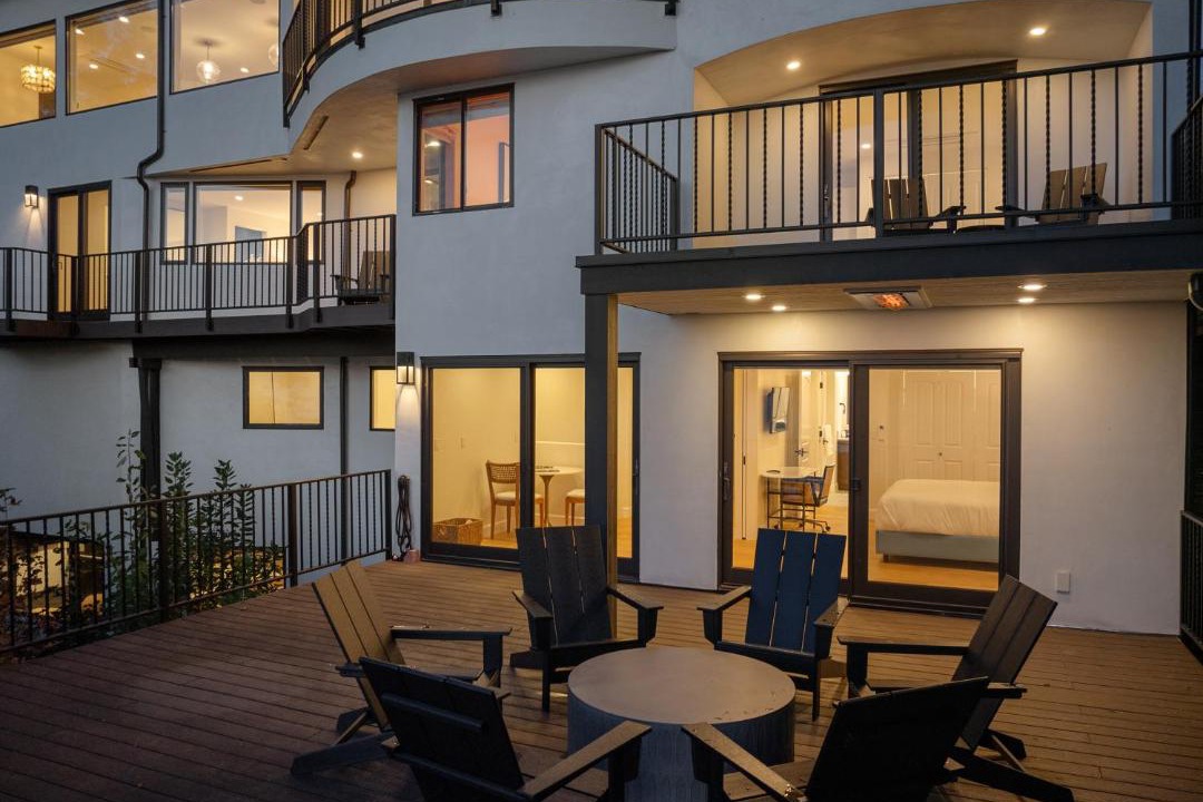 Photo of Others in Gatewood