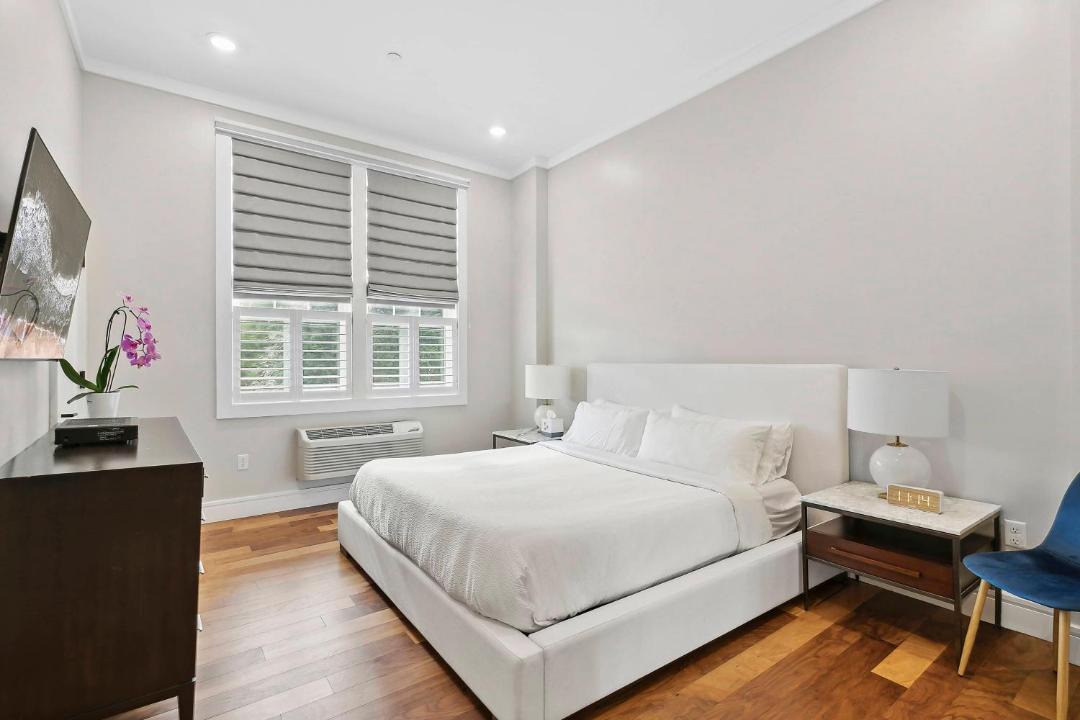 Photo of Bedroom in East Garden City