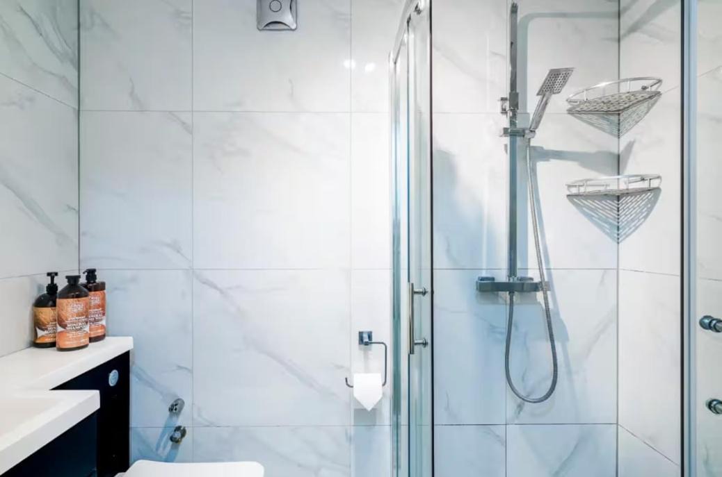 Photo of Bathroom in Oadby