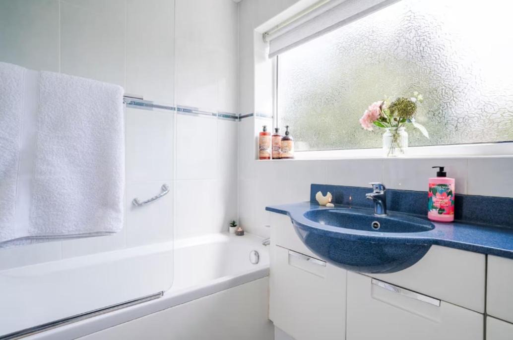 Photo of Bathroom in Oadby