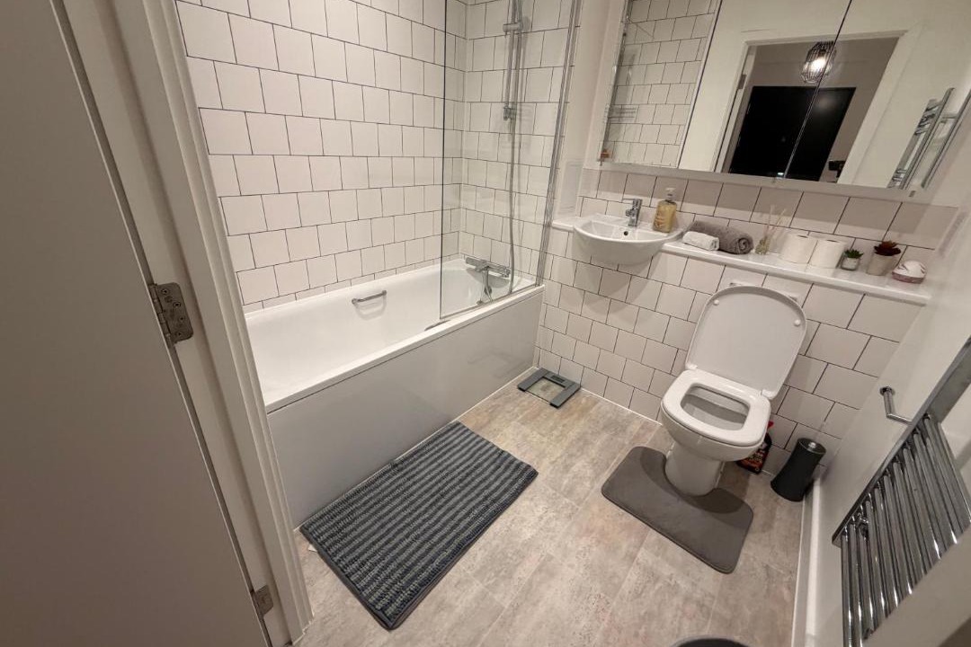 Photo of Bathroom in Gascoigne