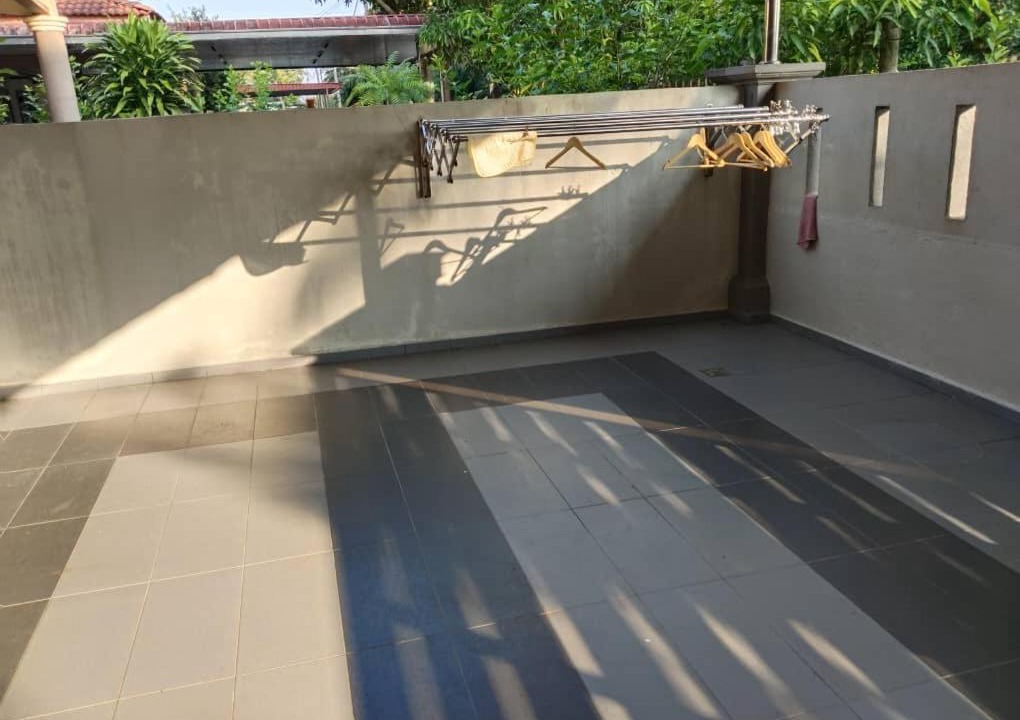 Photo of Others in Serom