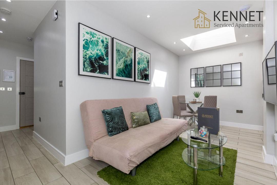 Photo of Others in Reading