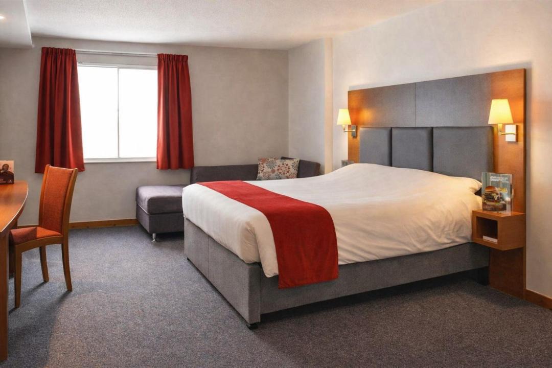 Photo of Others in Fradley