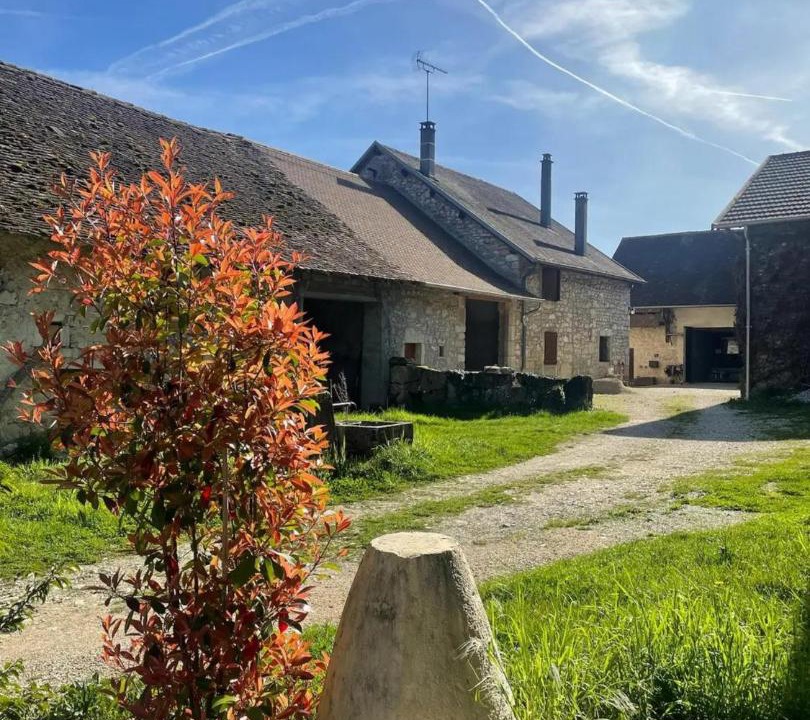 Photo of Others in Groslee-Saint-Benoit