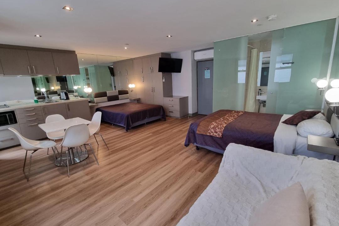 Photo of Others in Kew