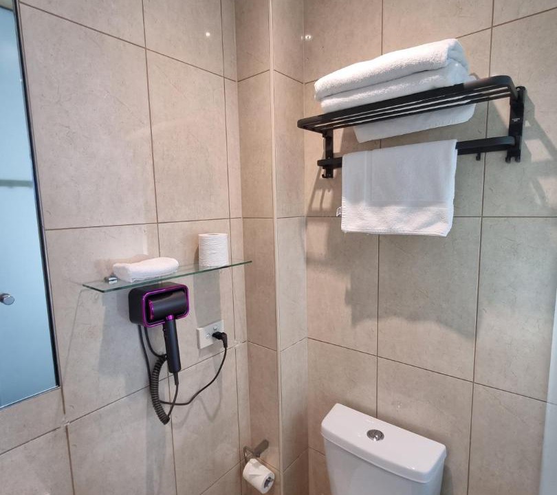 Photo of Others in Kew