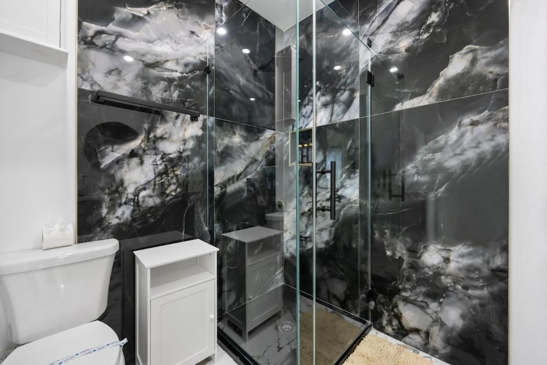 Photo of Bathroom in South Central Houston