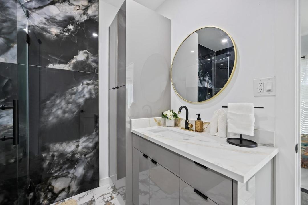 Photo of Bathroom in South Central Houston