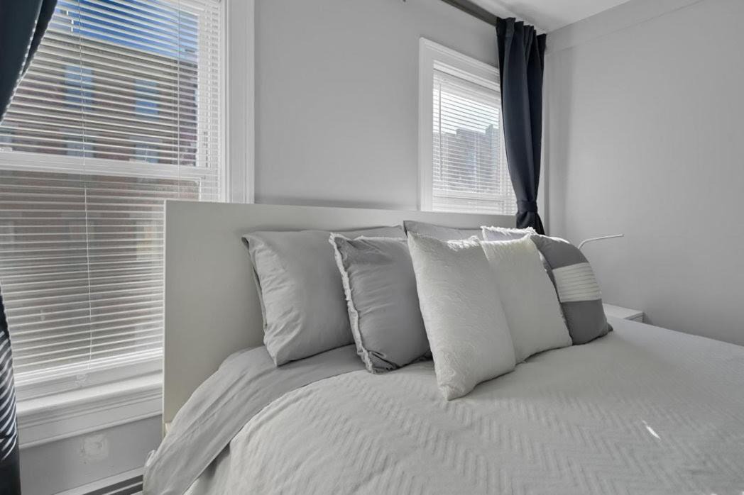 Photo of Others in Central-Maverick Square - Paris Street