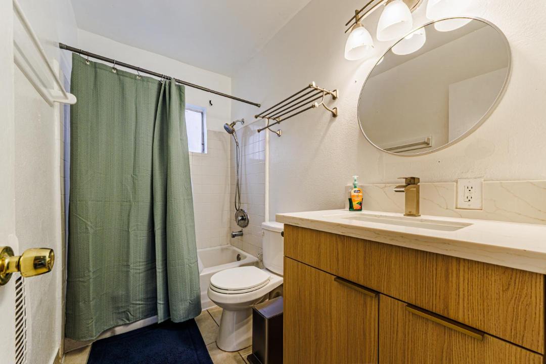 Photo of Bathroom in Del Rey