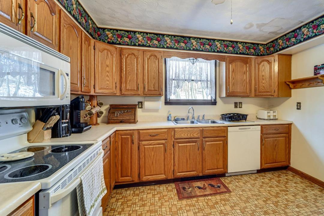 Photo of Kitchen in Bakers Summit