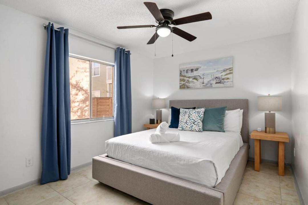 Photo of Bedroom in Bayshore Gardens