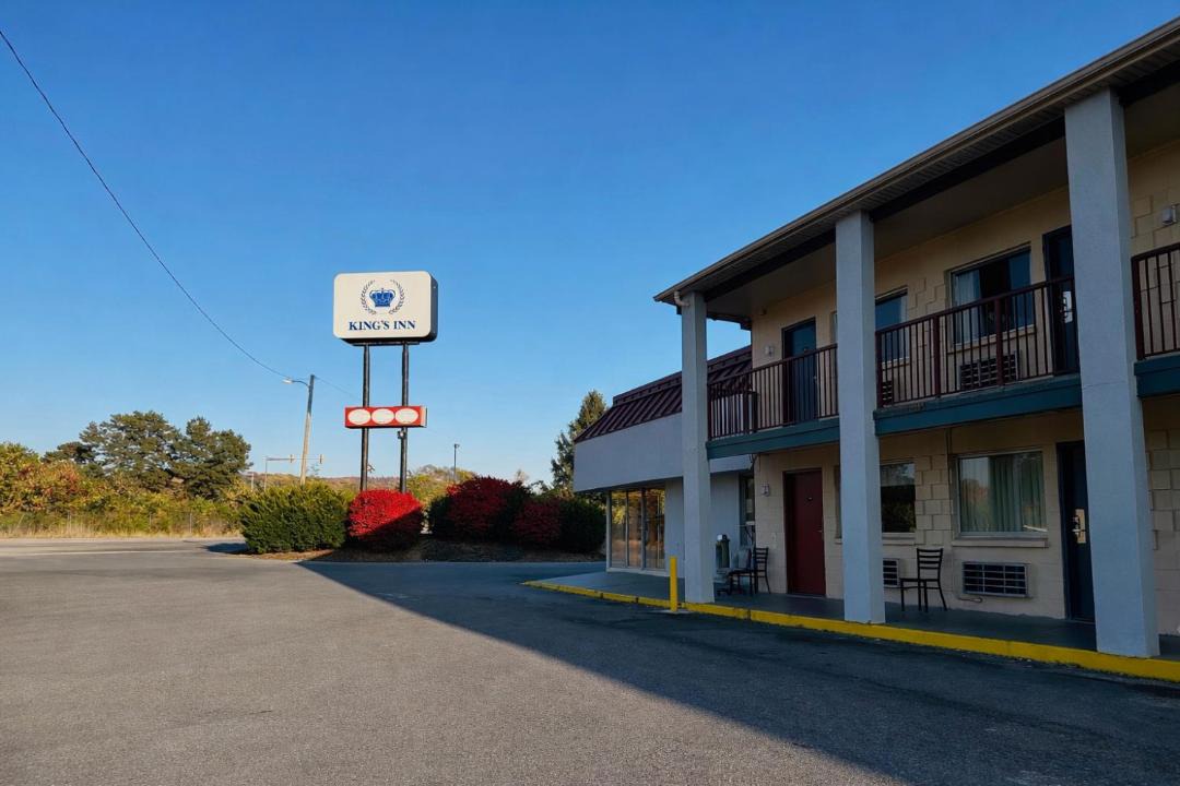 Photo of Others in Reading