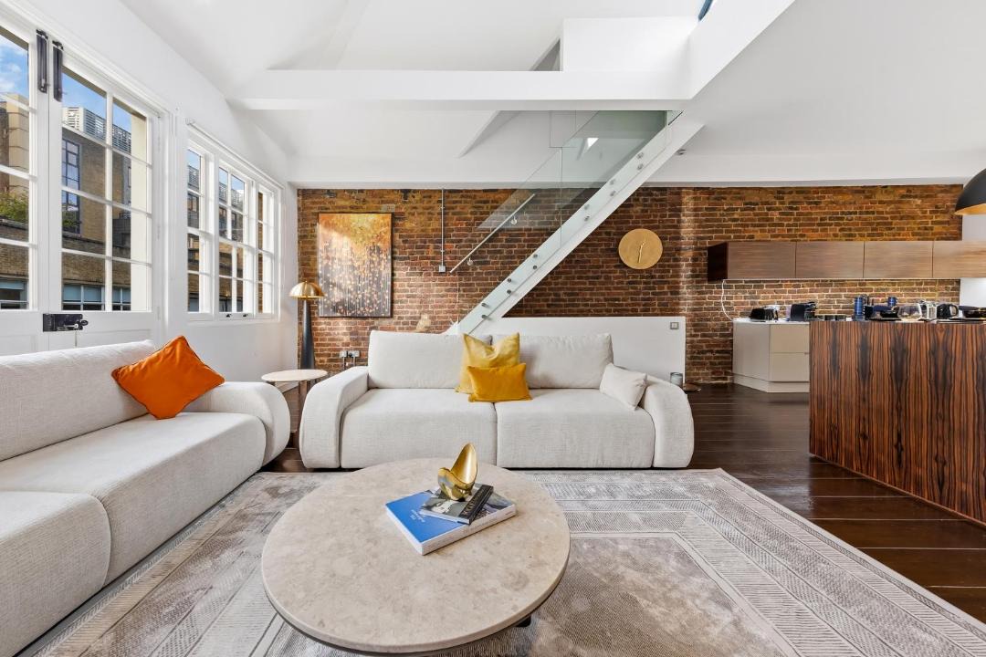 Photo of Others in Fitzrovia