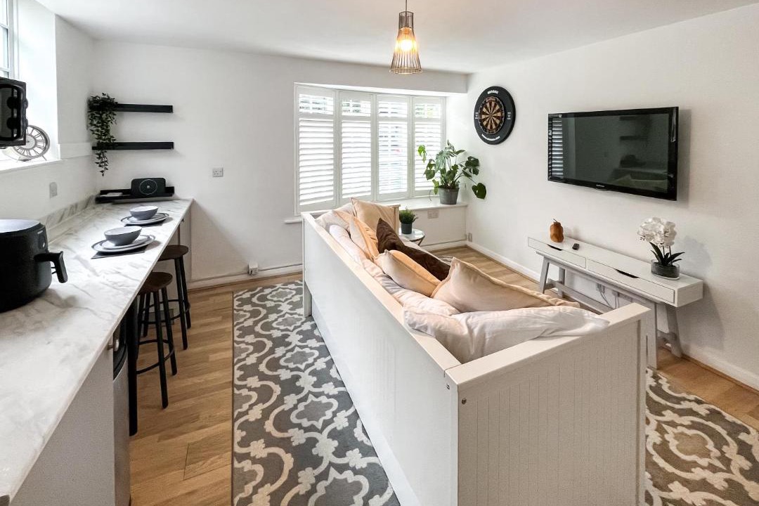 Photo of Others in Kenley