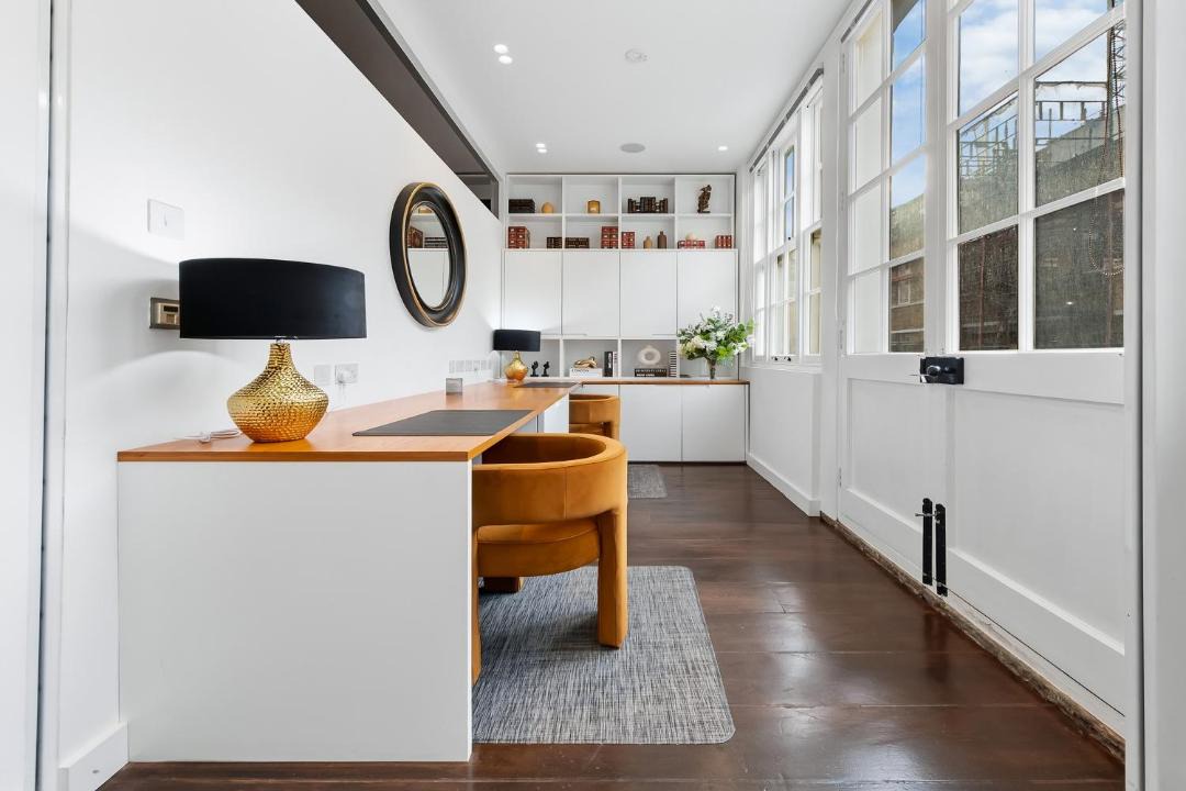 Photo of Others in Fitzrovia