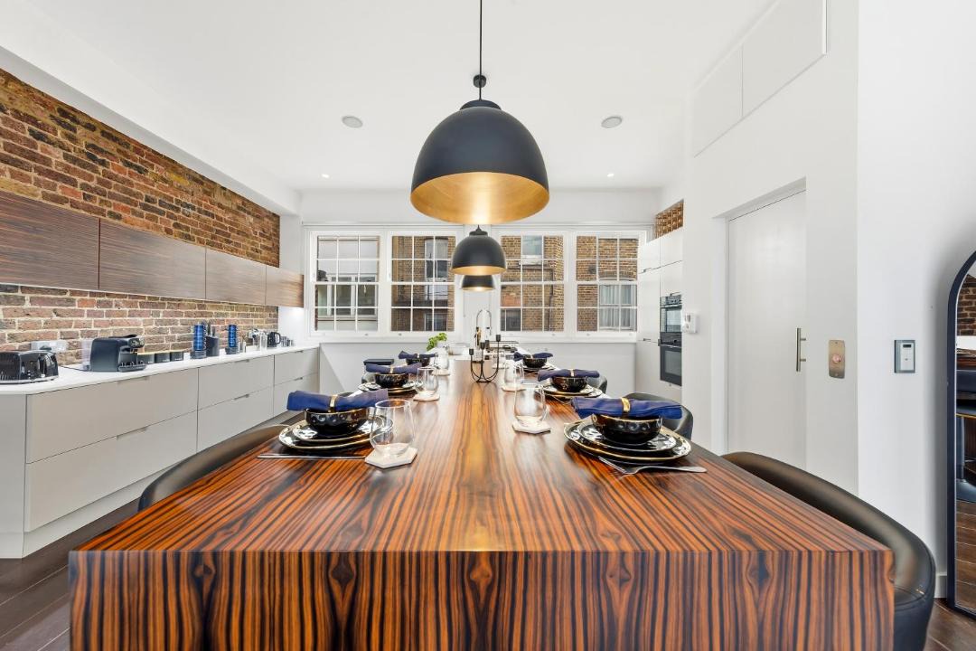 Photo of Others in Fitzrovia