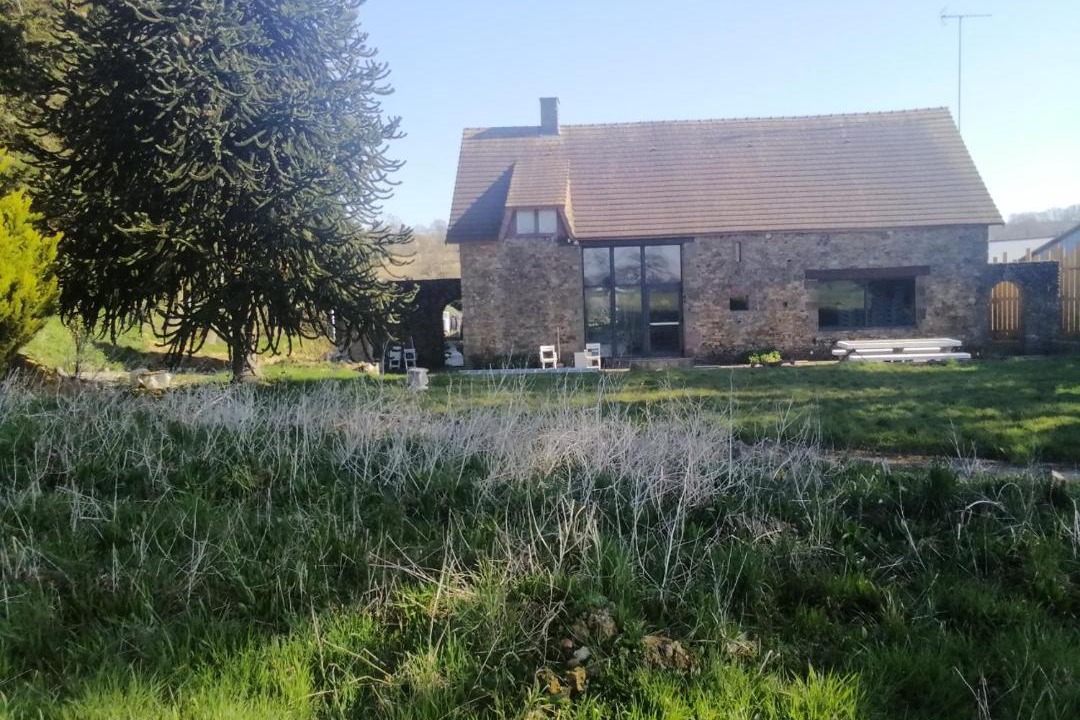 Photo of Others in Ernee