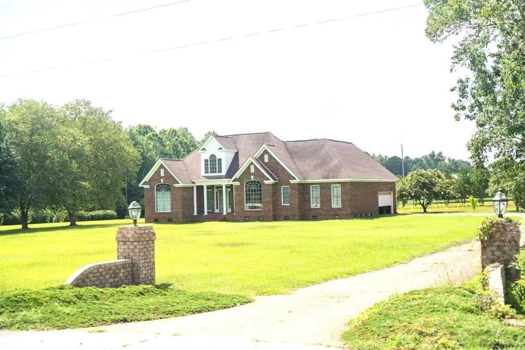 Photo of Others in Benson