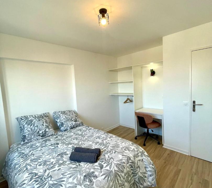 Photo of Others in Taverny