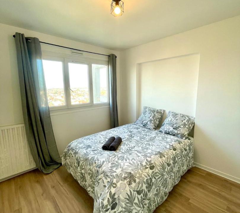 Photo of Others in Taverny