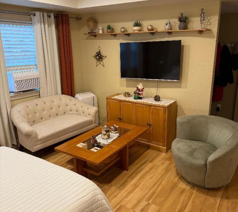 Photo of Others in Amazon