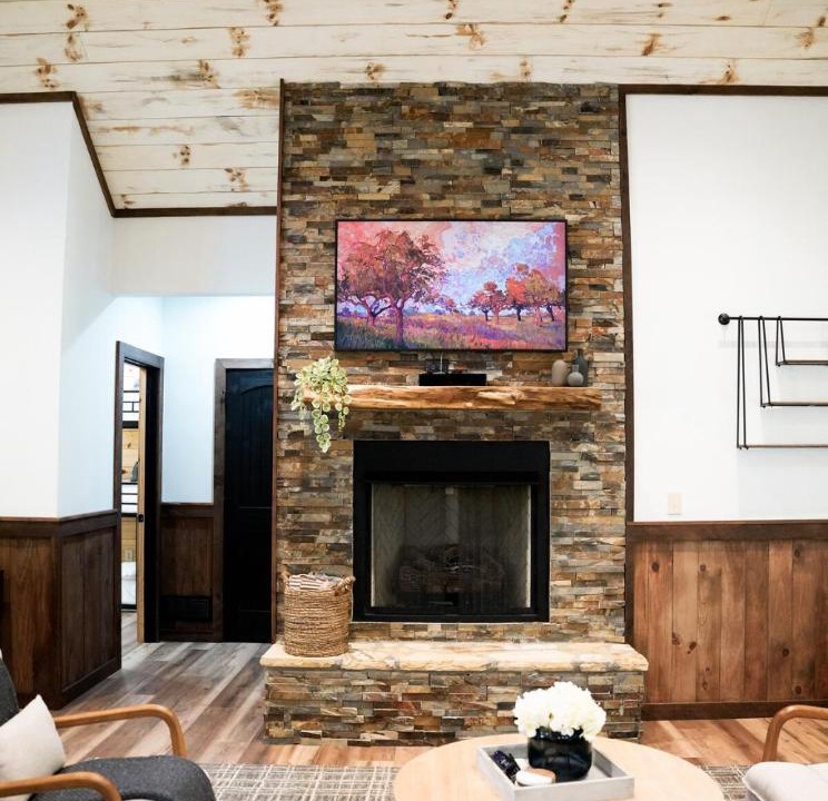 Photo of Livingroom in Ellijay