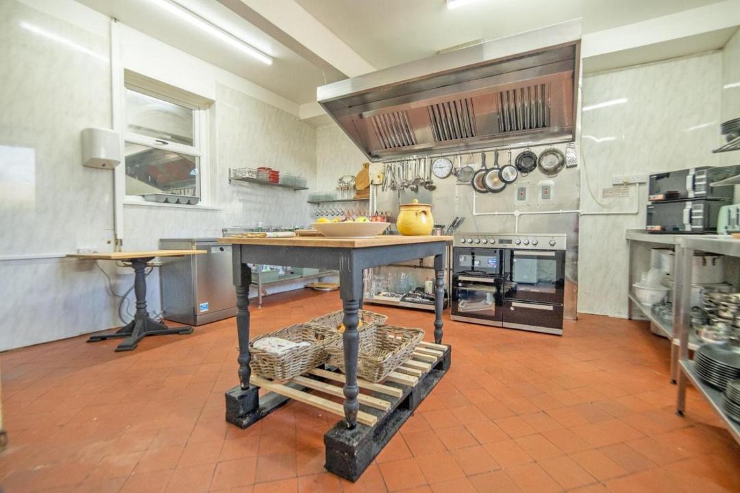 Photo of Kitchen in Coelbren