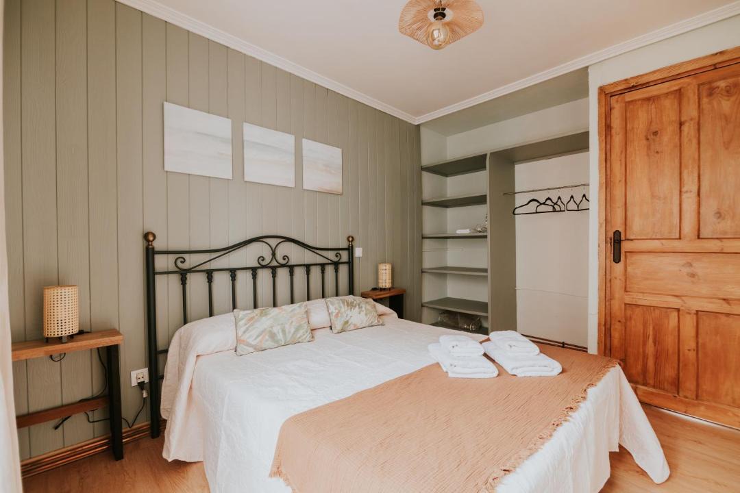 Photo of Bedroom in Haro