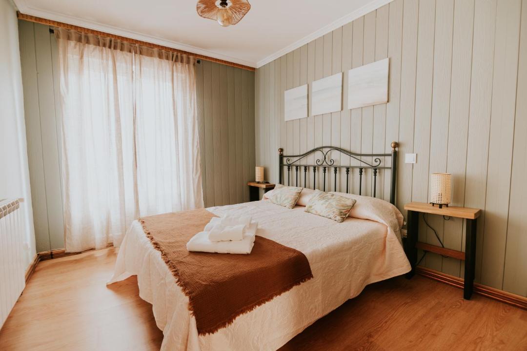 Photo of Bedroom in Haro