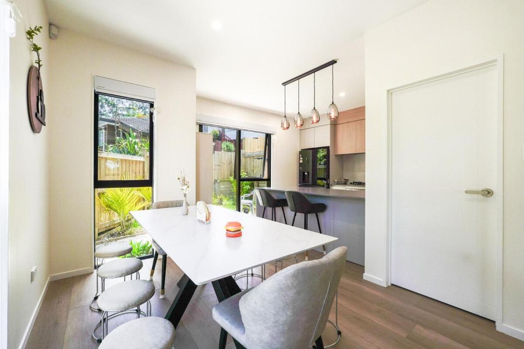 Photo of Others in West Harbour