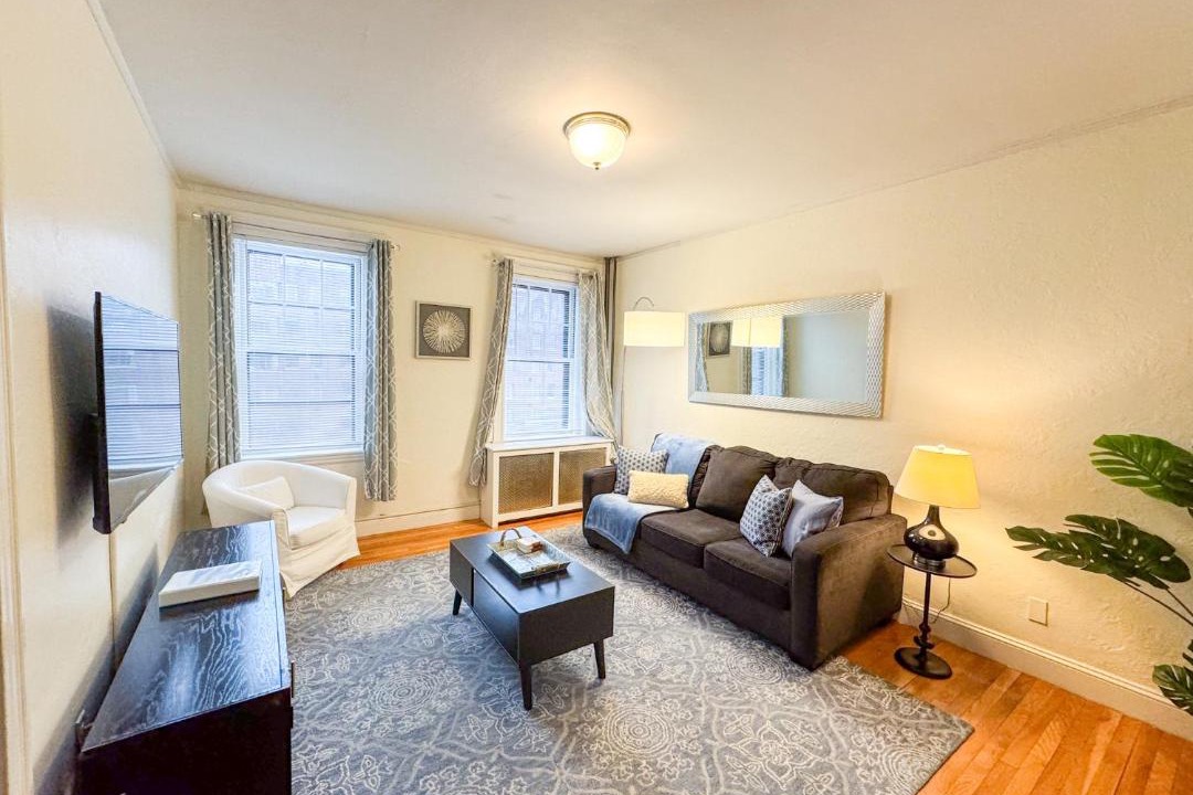 Photo of Others in Cleveland Circle