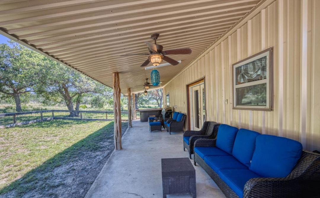 Photo of Others in Leakey