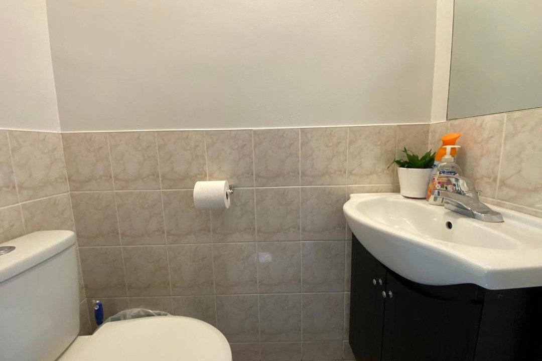 Photo of Bathroom in L'Amoreaux