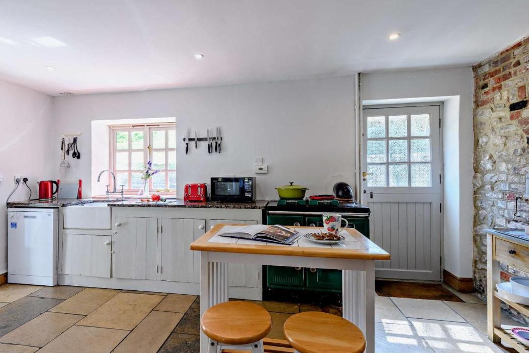 Photo of Others in West Lulworth