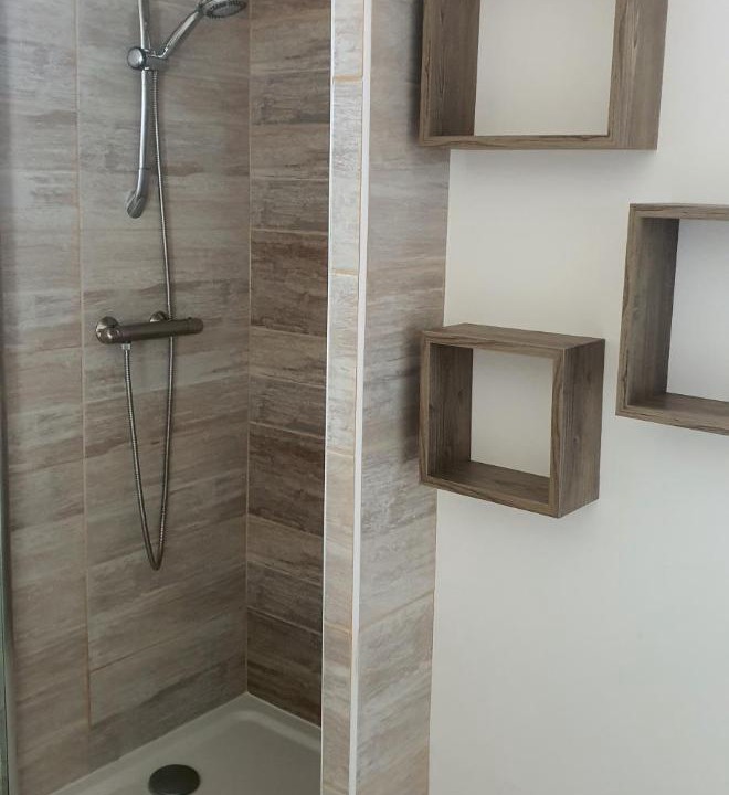 Photo of Others in Oeyreluy