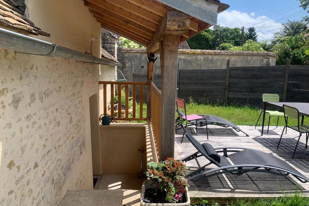 Photo of Others in Aufferville