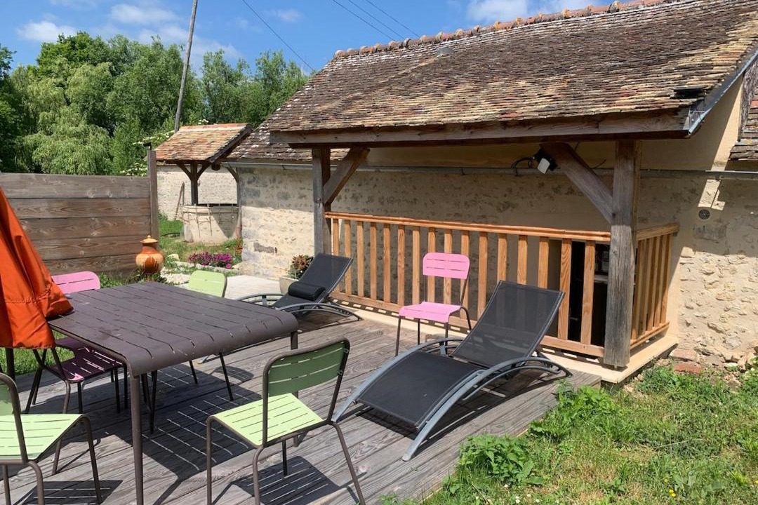 Photo of Others in Aufferville