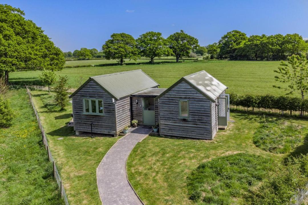 Photo of Others in Abbess Roding