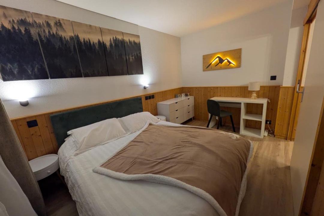 Photo of Bedroom in Mijoux